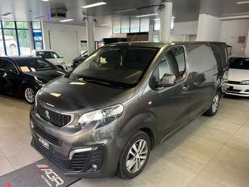 LONG CHASSIS BOITE AUTO SUPER EQUIPÉE