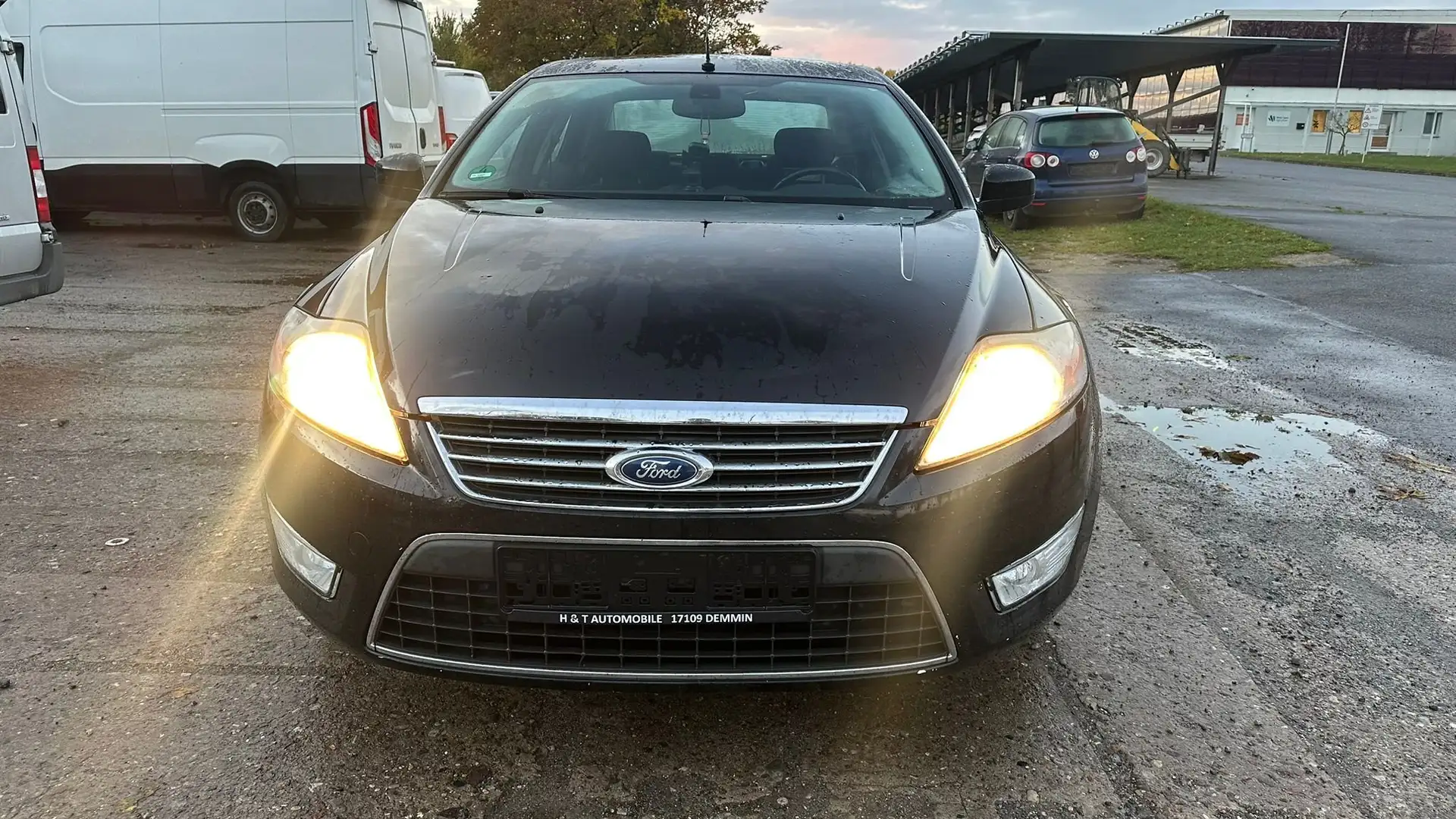 Ford Mondeo Ghia **HU/AU 01.2027** Schwarz - 1