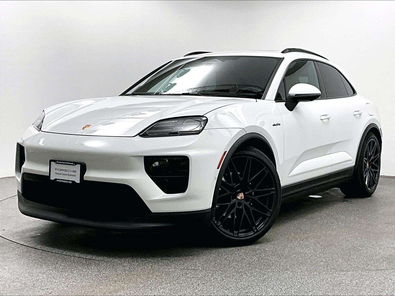2026 Porsche Macan 4 Electric