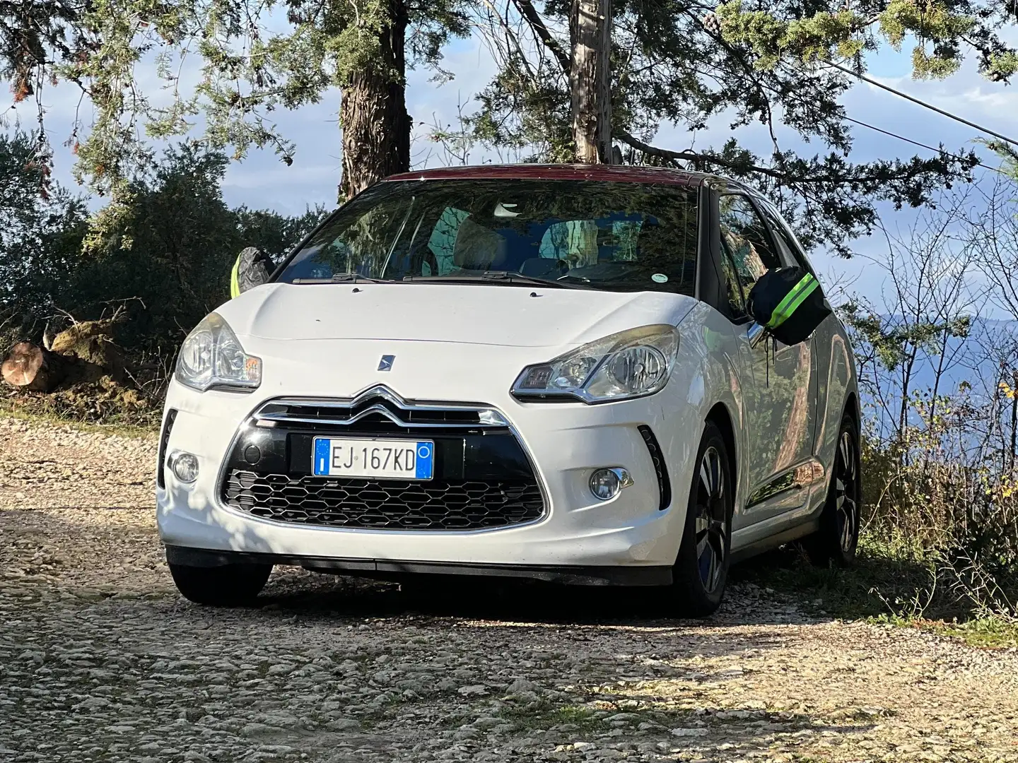 Citroen DS3 Citroën DS3 1.6 So Chic 90CV (motore 9HP) Bianco - 1