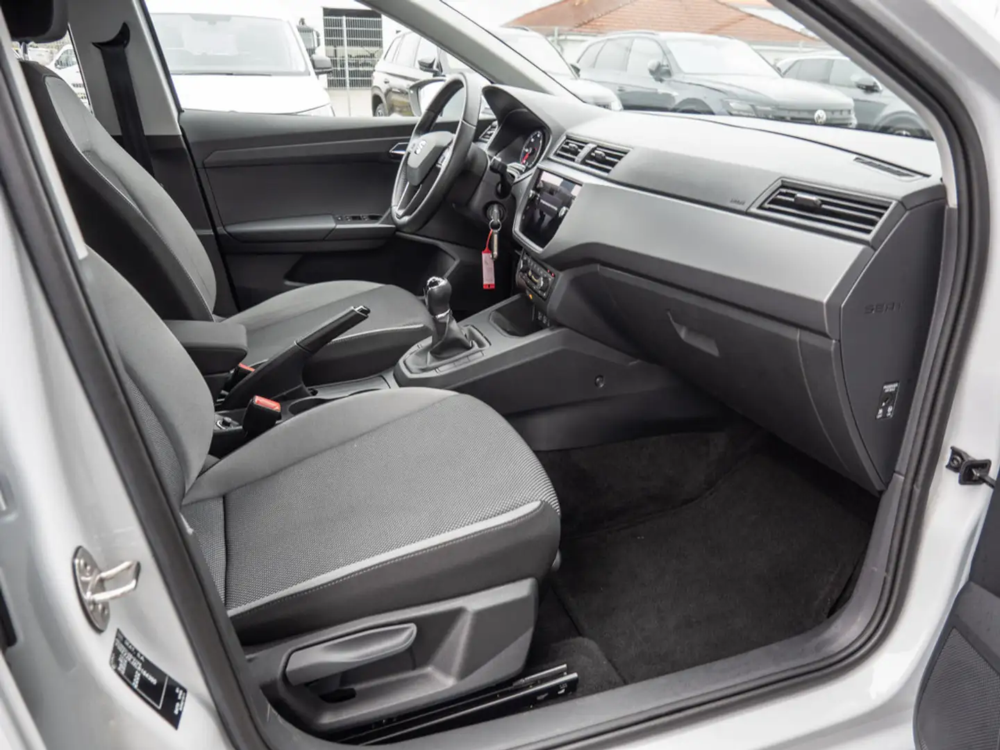 SEAT Ibiza 1.6 TDI Style KLIMA PDC SHZ NAVI Weiß - 2