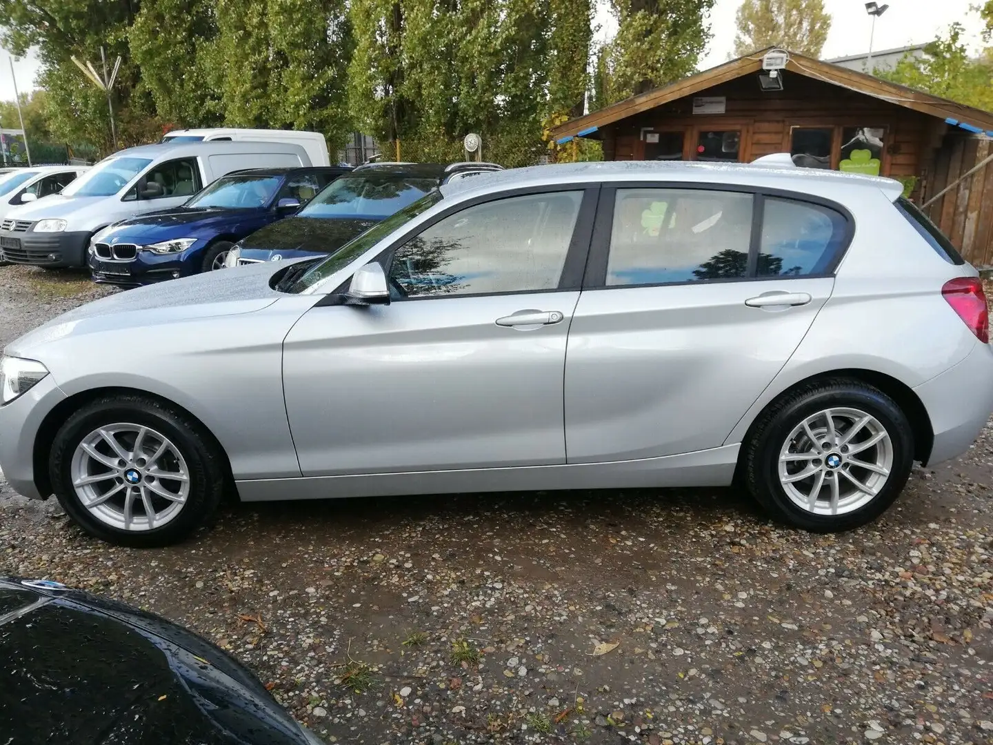 BMW 116 Lim. 5-trg. 116i EHRL/Standheiz./Sportp. Silber - 2