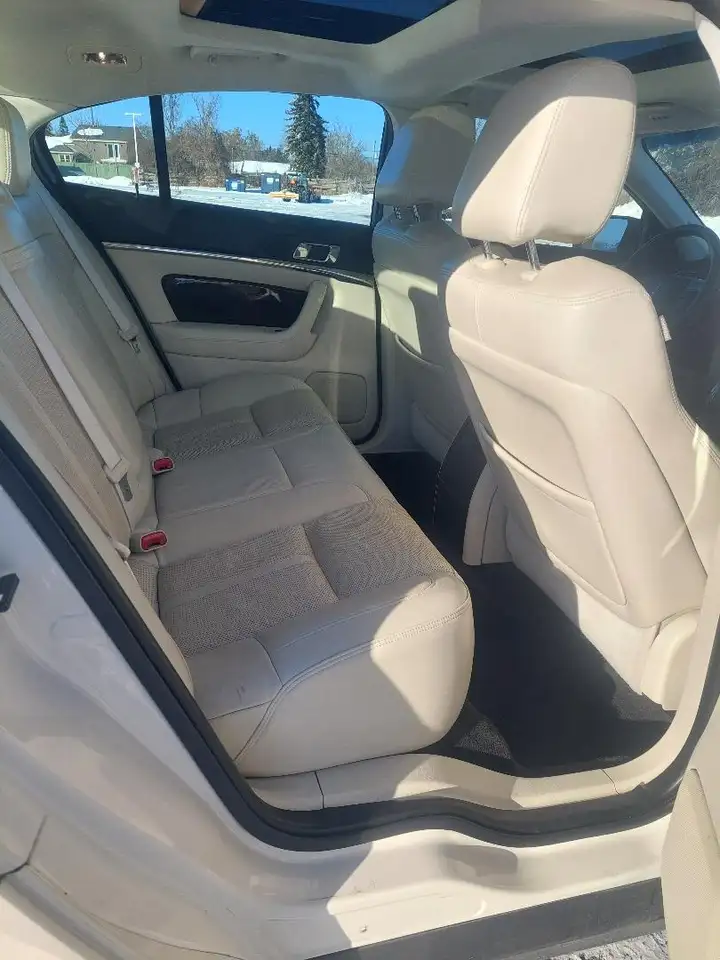 Lincoln MKS photo Lincoln MKS