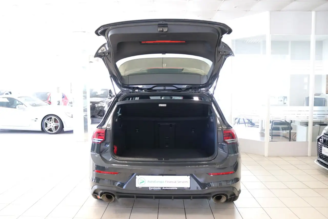 2022 Volkswagen Golf VIII GTI Clubsport ACC Navi Akrapovic LED, photograph 7