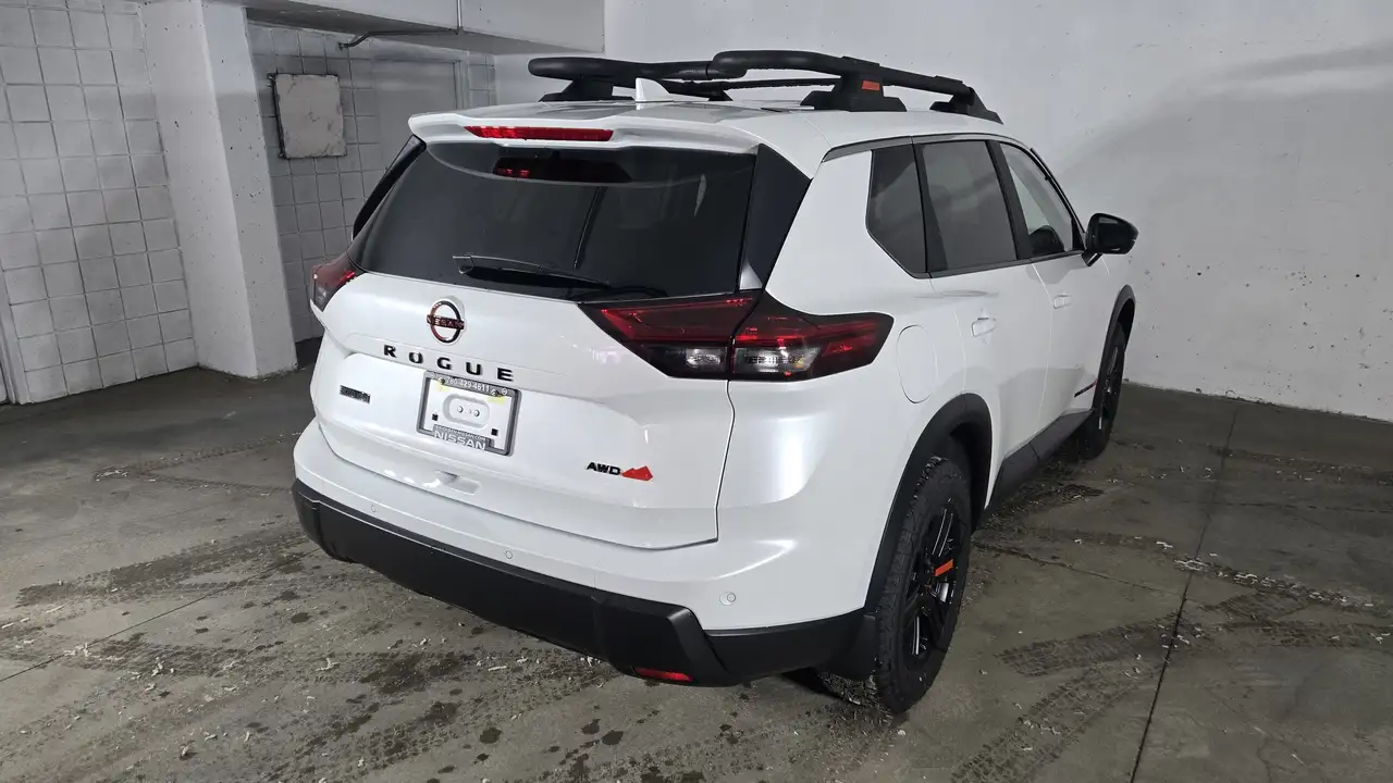 Nissan Rogue снимка Nissan Rogue