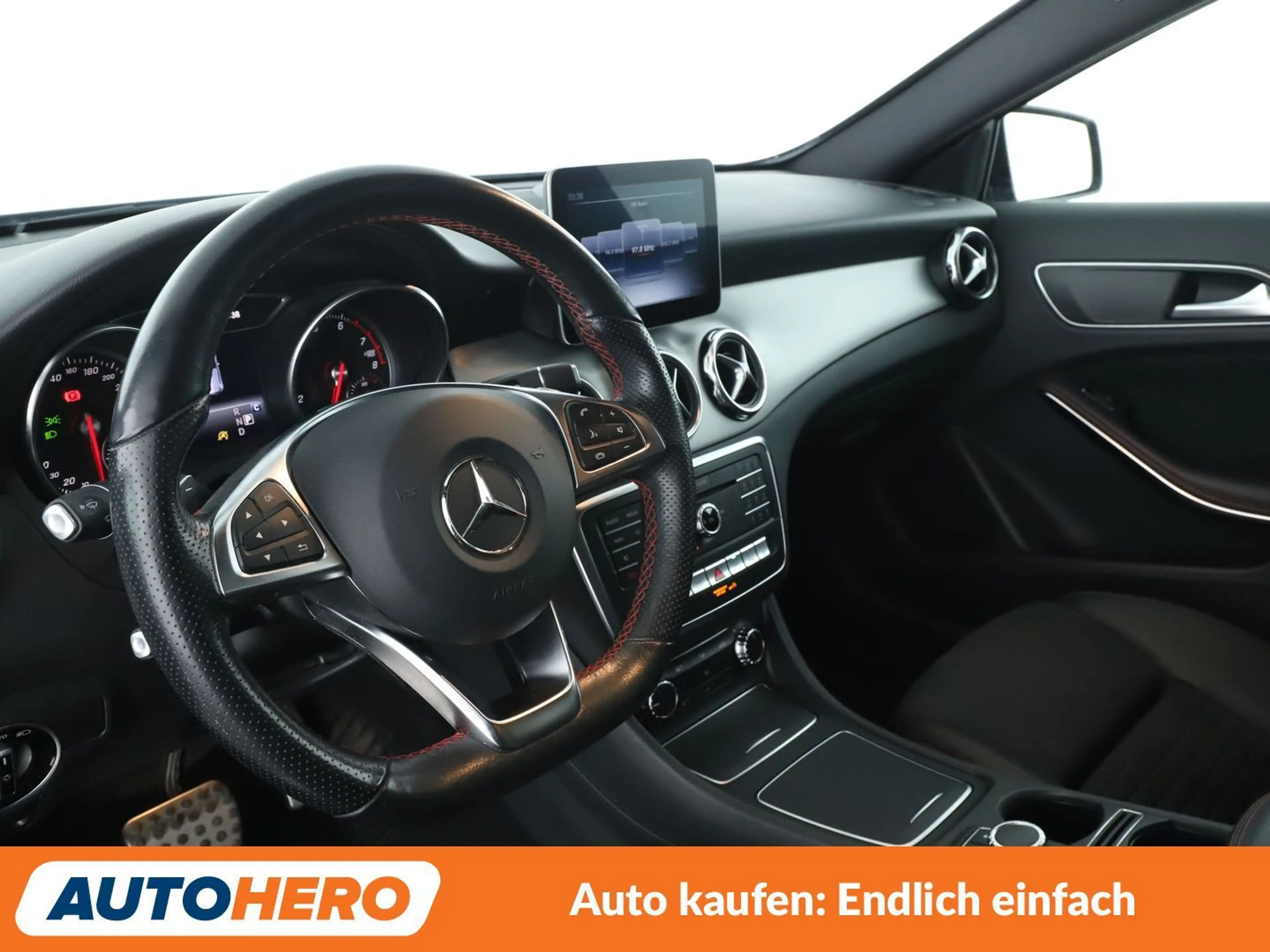 Mercedes-Benz GLA 180 GLA 180 AMG Line Aut.*360CAM*NAVI*LED*TEMPO* — photo 11