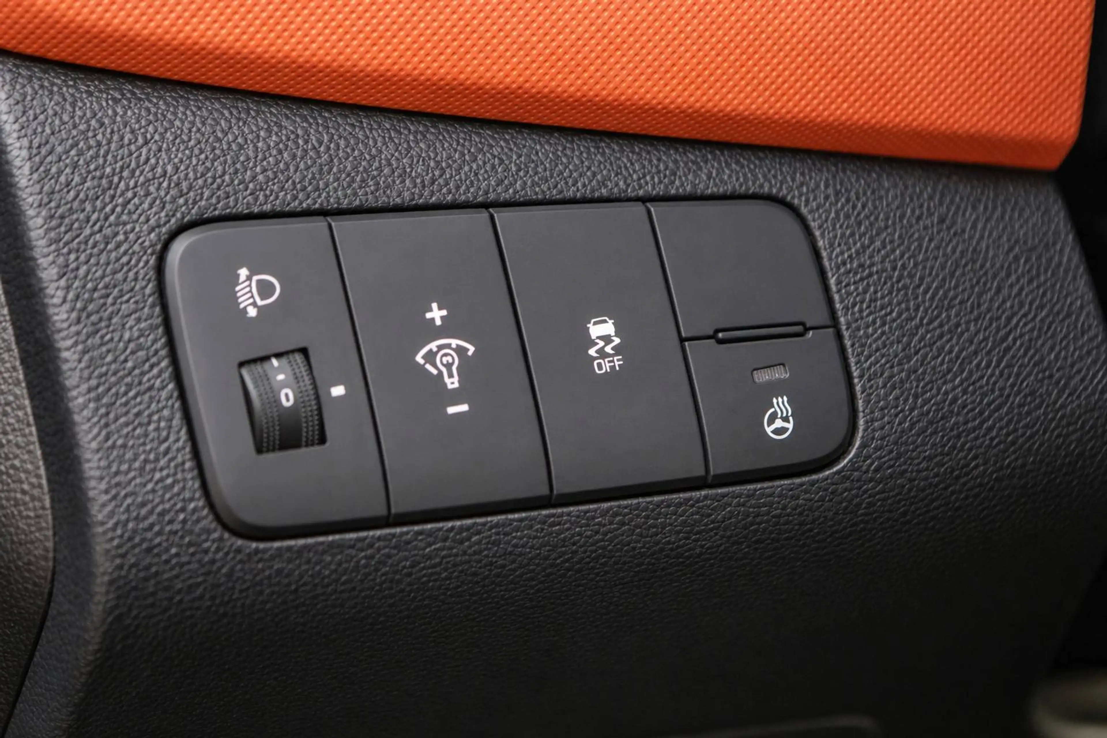 Hyundai i10 - 1.2i Joy - Heated Seats - Clim - Cruise Control — photo 10