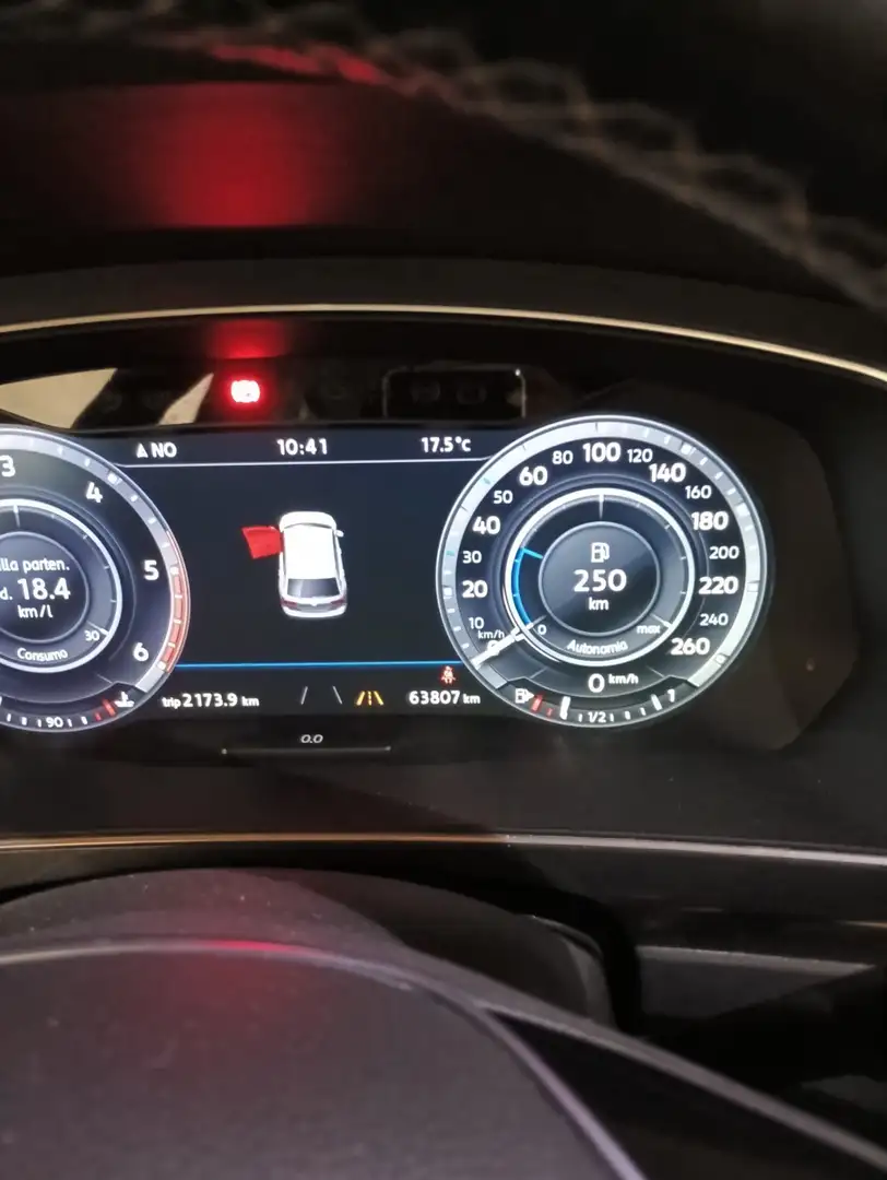 Volkswagen Tiguan 1.6 tdi Style 115cv - 2