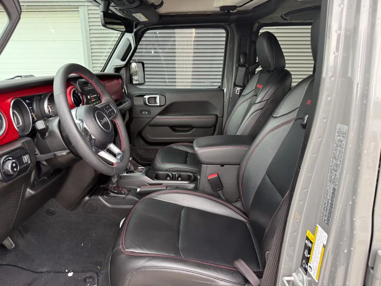Jeep Gladiator photo Jeep Gladiator