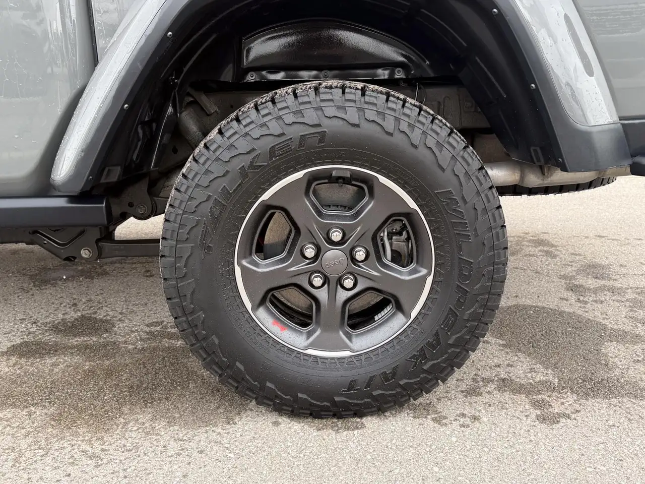 Jeep Gladiator photo Jeep Gladiator