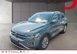 Volkswagen T-Roc Style 1.5 TSI DSG LED RearView Sitzh DAB Navi Carp