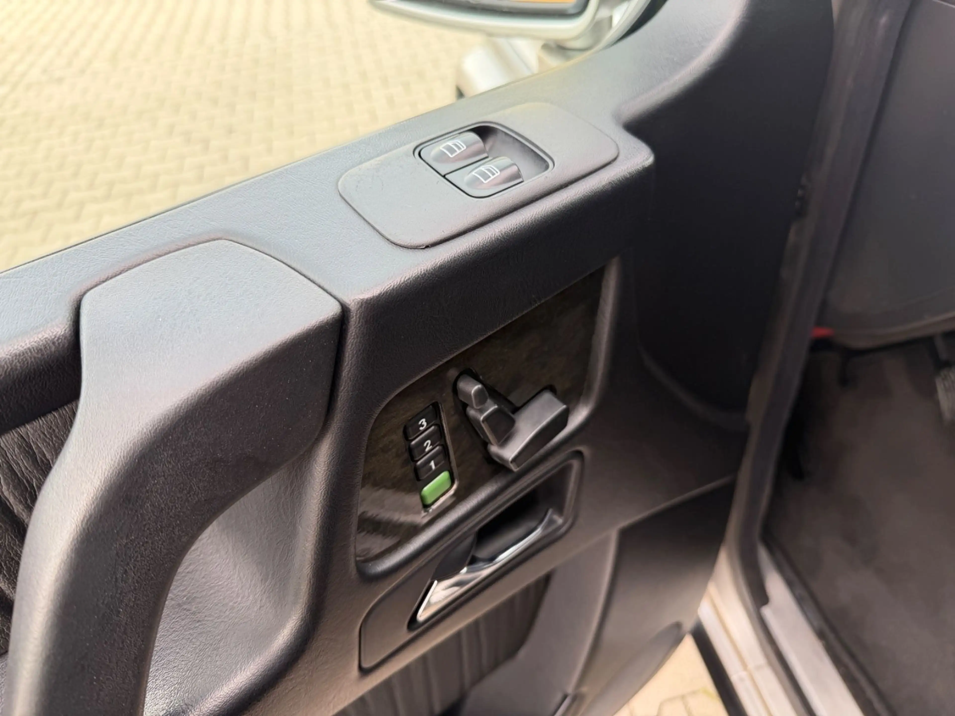 Mercedes-Benz G 270 G Station 3 Türer in TOP ZUSTAND — photo 13