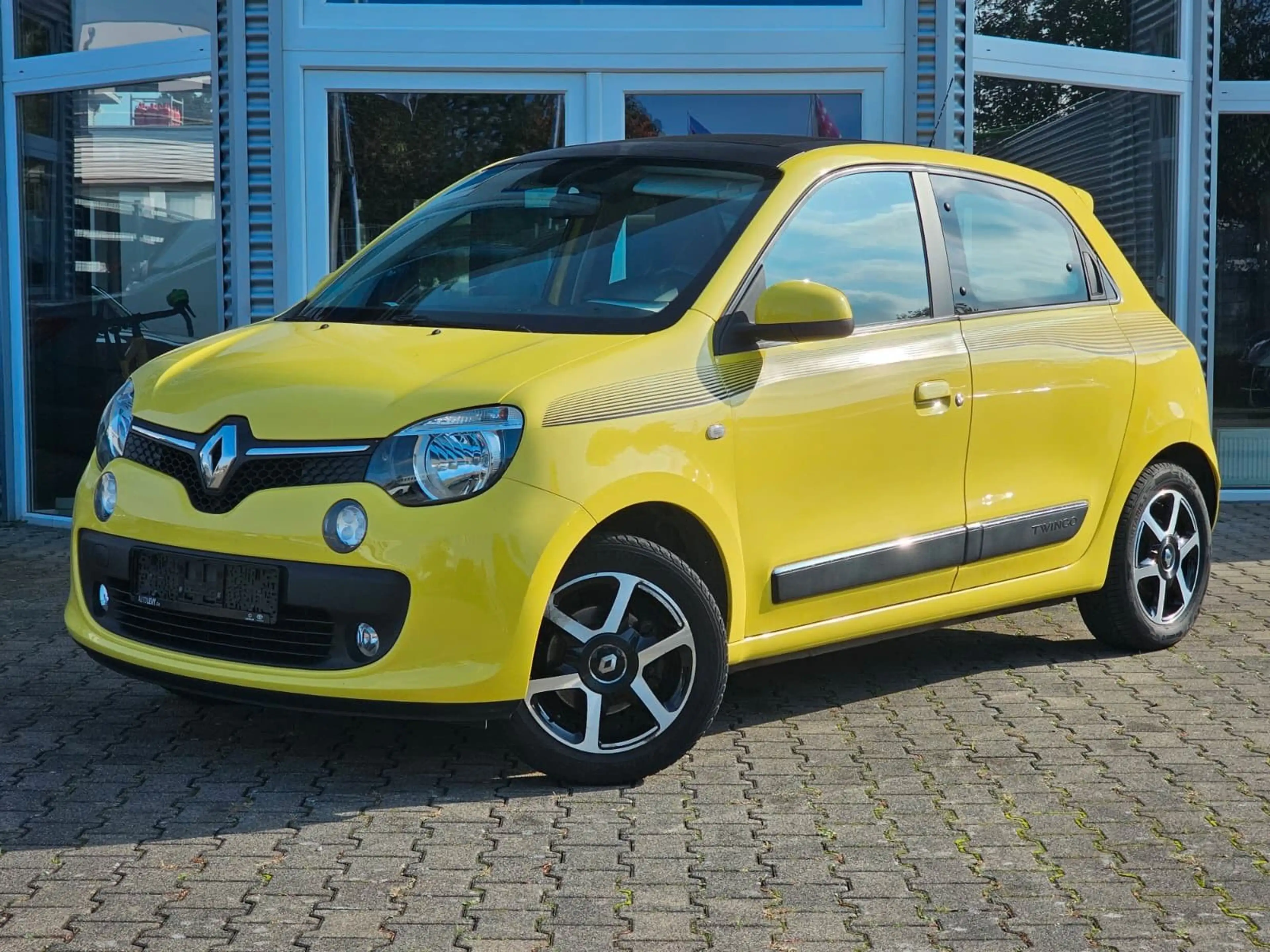 Renault Twingo Luxe Cabrio Kamera PDC Temp SHZ