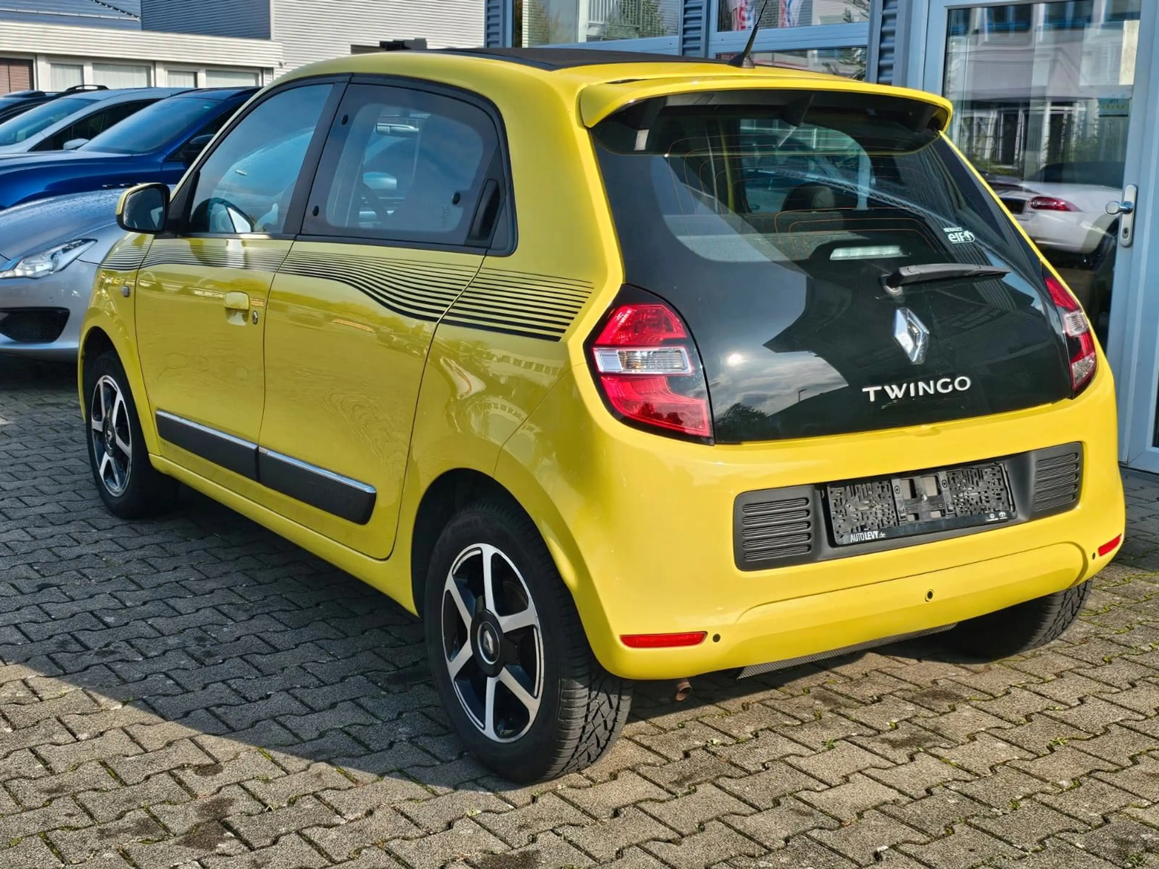 Renault Twingo Luxe Cabrio Kamera PDC Temp SHZ — photo 8