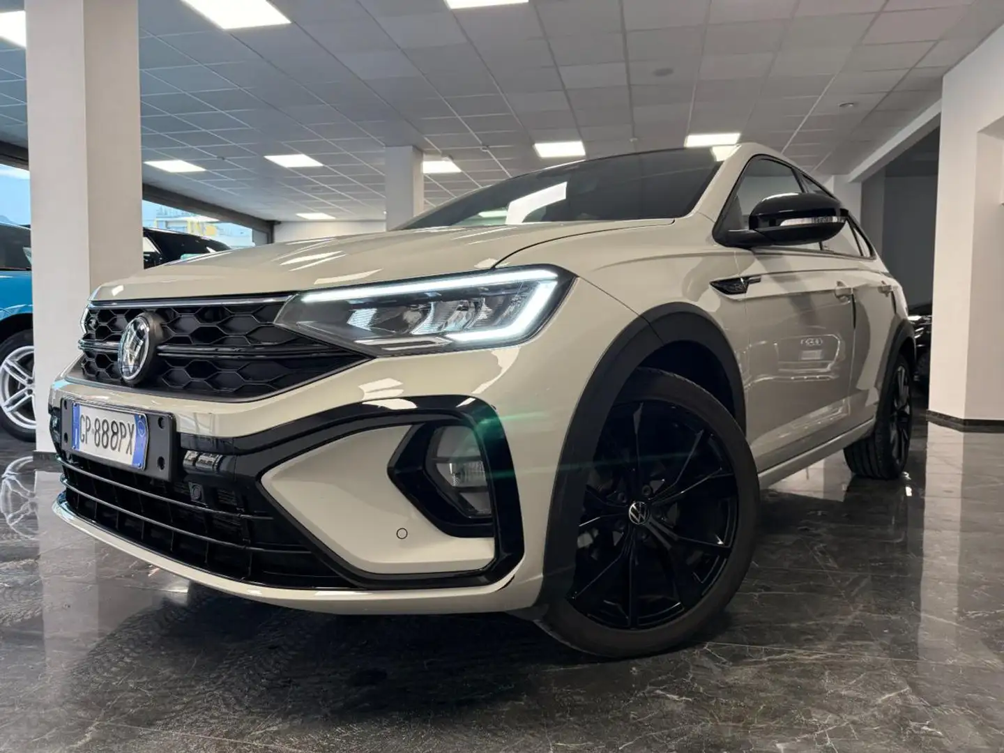 Volkswagen Taigo 1.5 TSI ACT 150 CV DSG R-Line / TETTO PANORAMICO Wit - 1