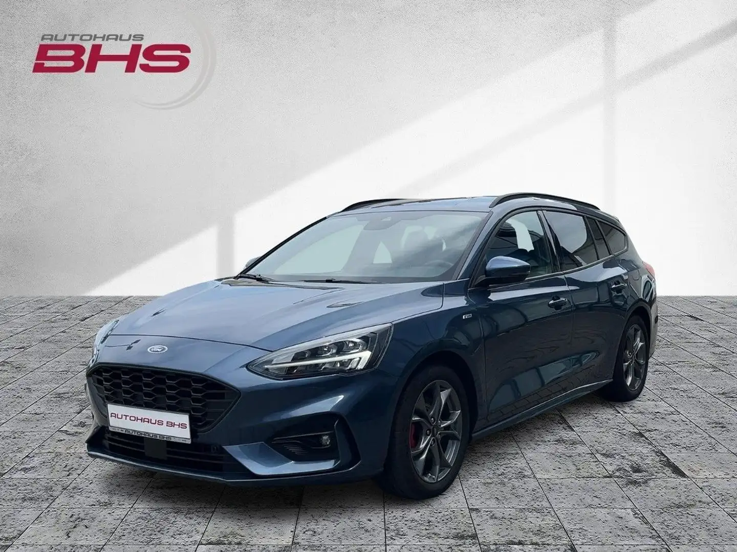 Ford Focus Turnier 1,0EcoBoost 155 PS MHEV ST-Line X Blauw - 1