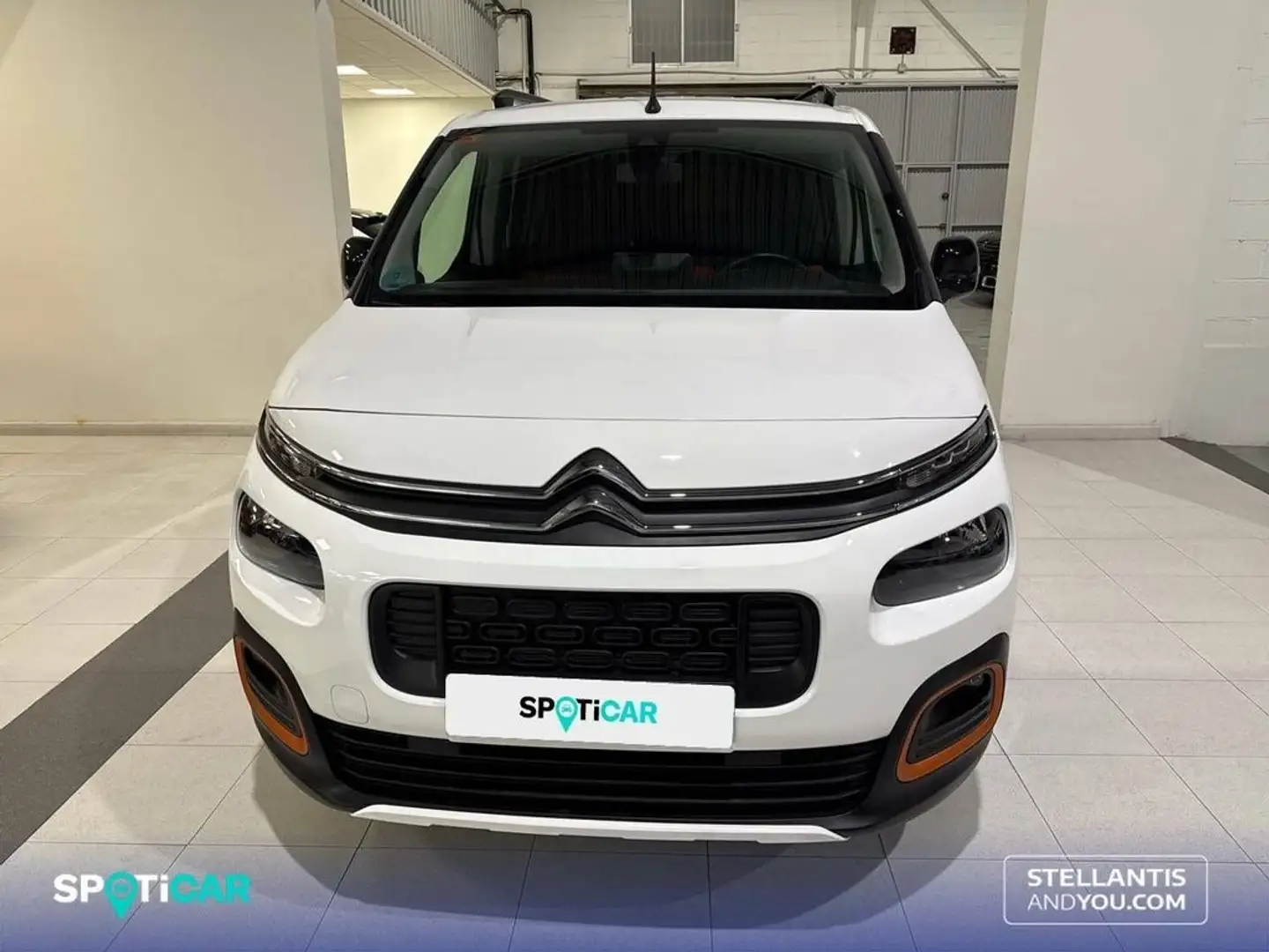 Citroen Berlingo Combi BlueHDi S&S Talla M Shine EAT8 130 Wit - 2