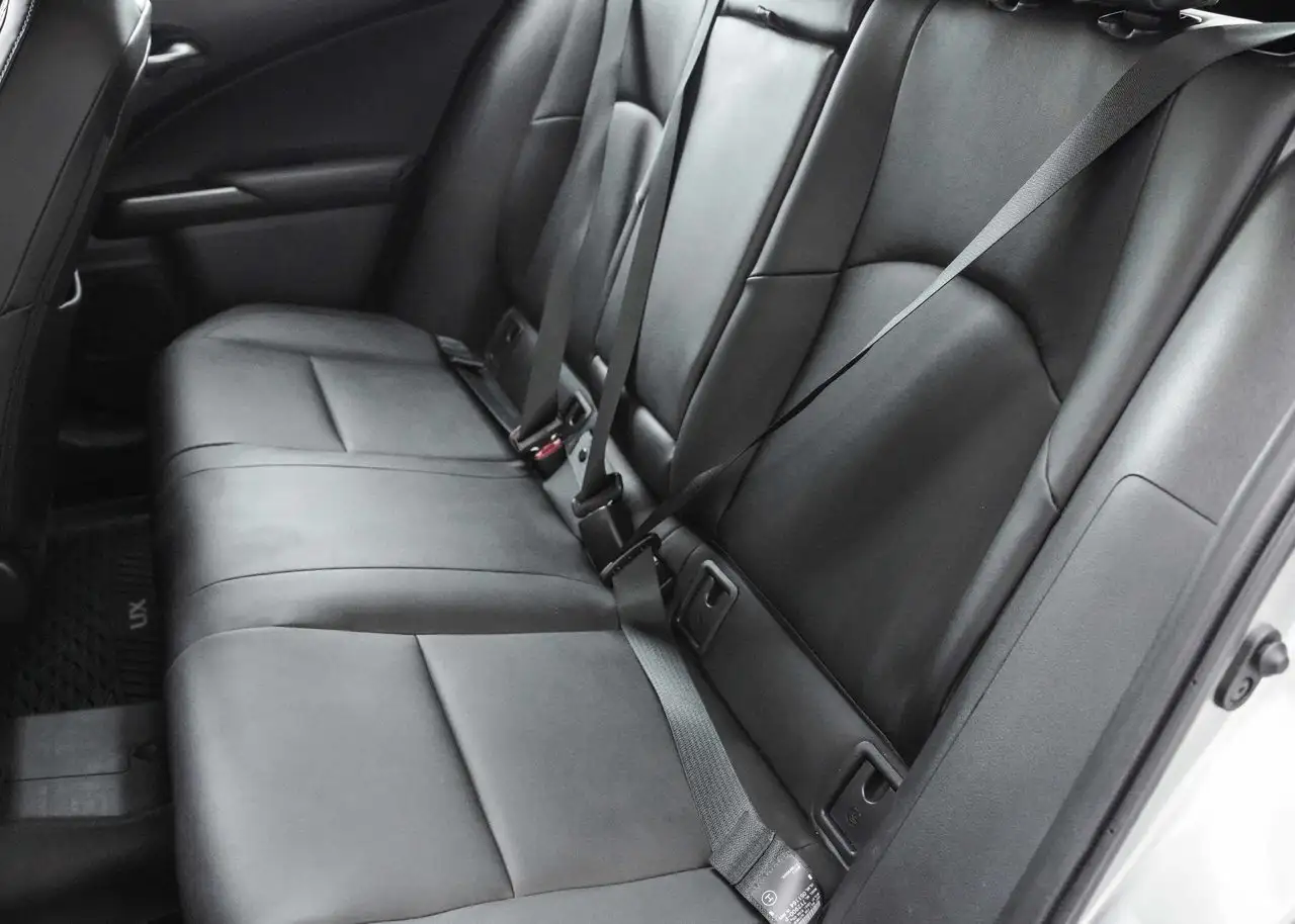 Lexus UX снимка Lexus UX