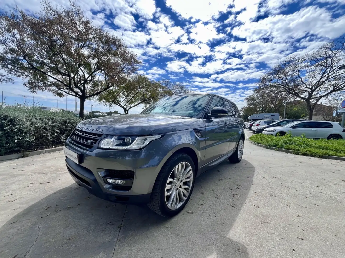 Land Rover Range Rover Sport 3.0TDV6 HSE Aut. Gris - 1