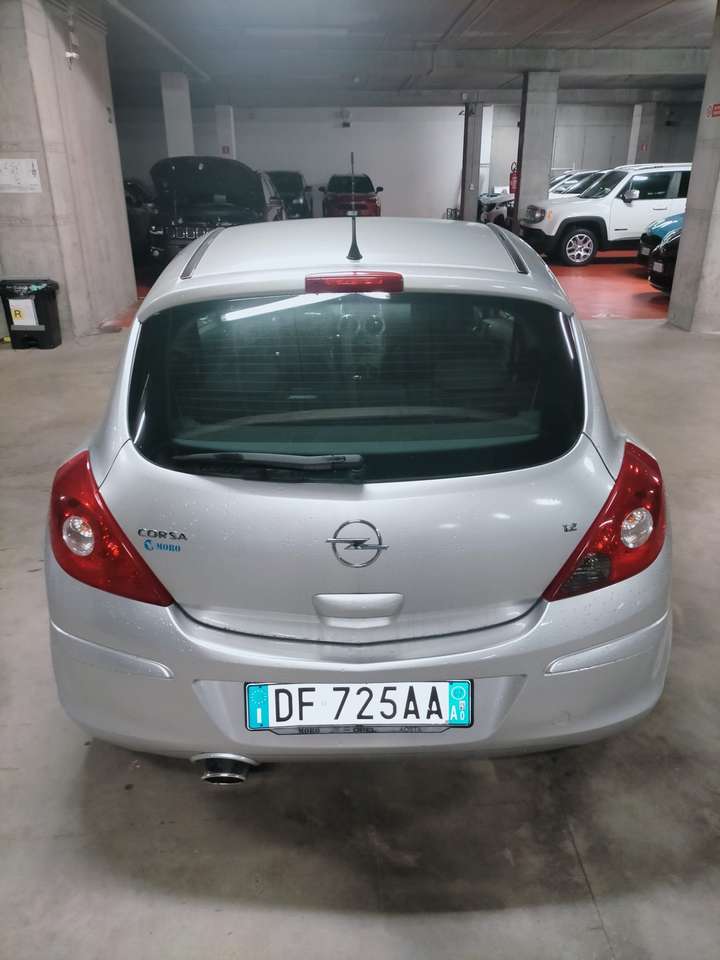 Opel Corsa 3p 1.2 Pop 84