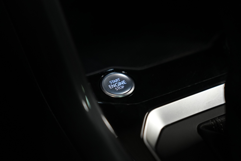 Volkswagen T-Roc 1.5 TSI 3x R-Line DSG * Pano - Virtual - Keyless - — photo 34