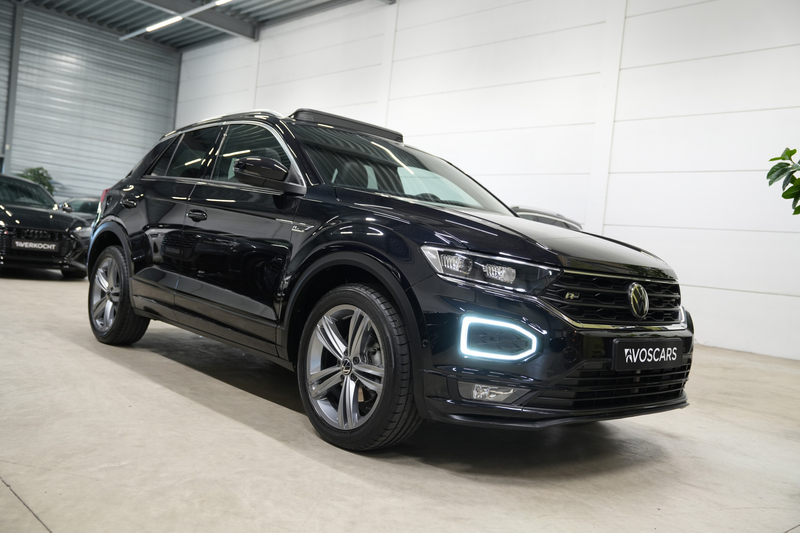 Volkswagen T-Roc 1.5 TSI 3x R-Line DSG * Pano - Virtual - Keyless - — photo 8