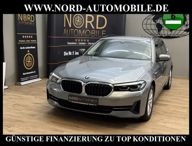 BMW 520 d Touring xDrive *LED*StHz*AHK*Luft*ParkAss*