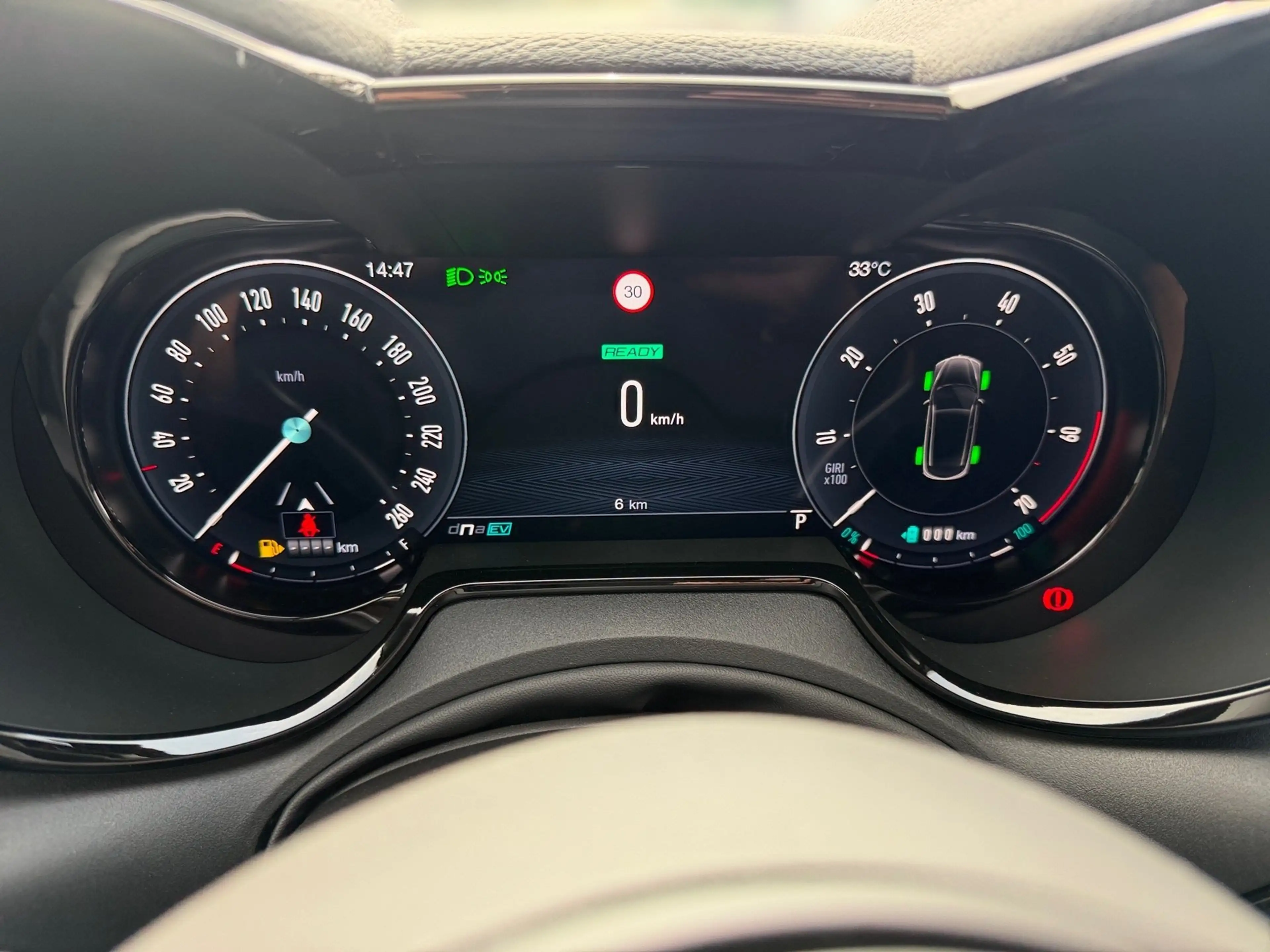 Alfa Romeo Tonale TI Plug-In-Hybrid AWD 270 5Jahre Garantie — photo 11