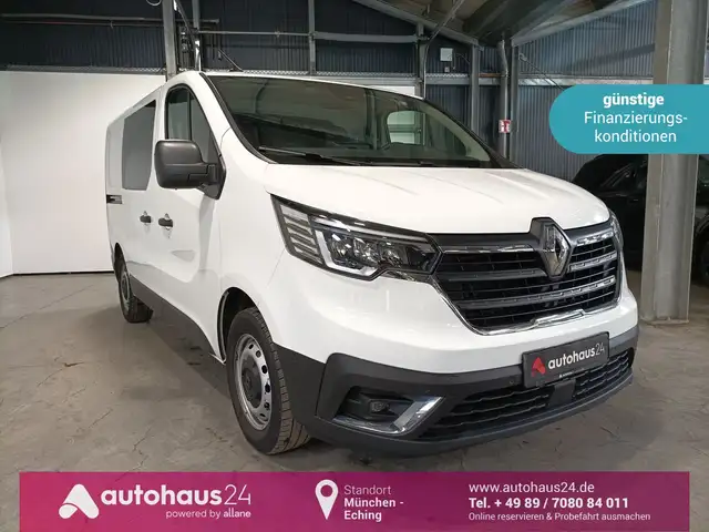 2022 Renault Trafic in White for sale