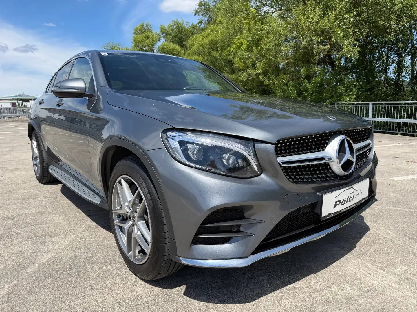 Mercedes-Benz GLC 250 GLC 250 d 4Matic AMG LINE AHK KAMERA LED TOP! Grau - 1