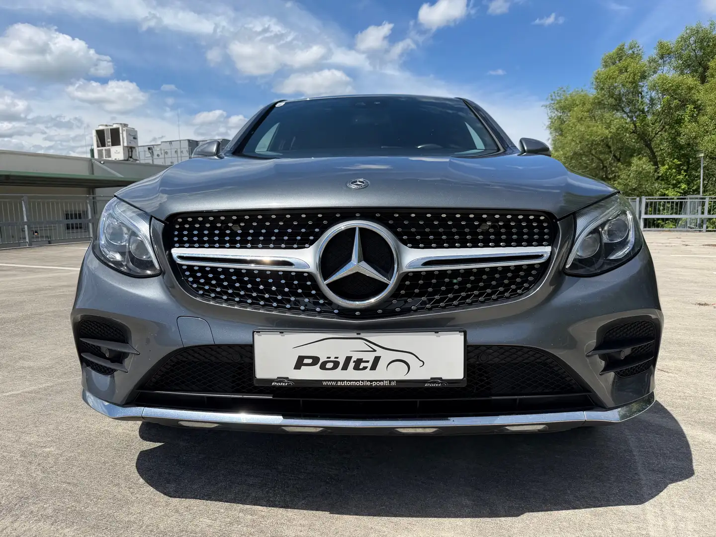 Mercedes-Benz GLC 250 GLC 250 d 4Matic AMG LINE AHK KAMERA LED TOP! Grau - 2