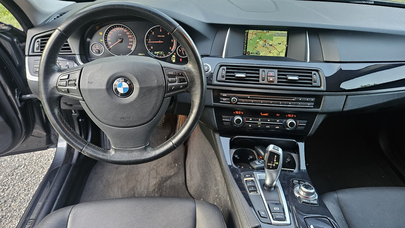 BMW 518 Touring 518 dA — photo 12