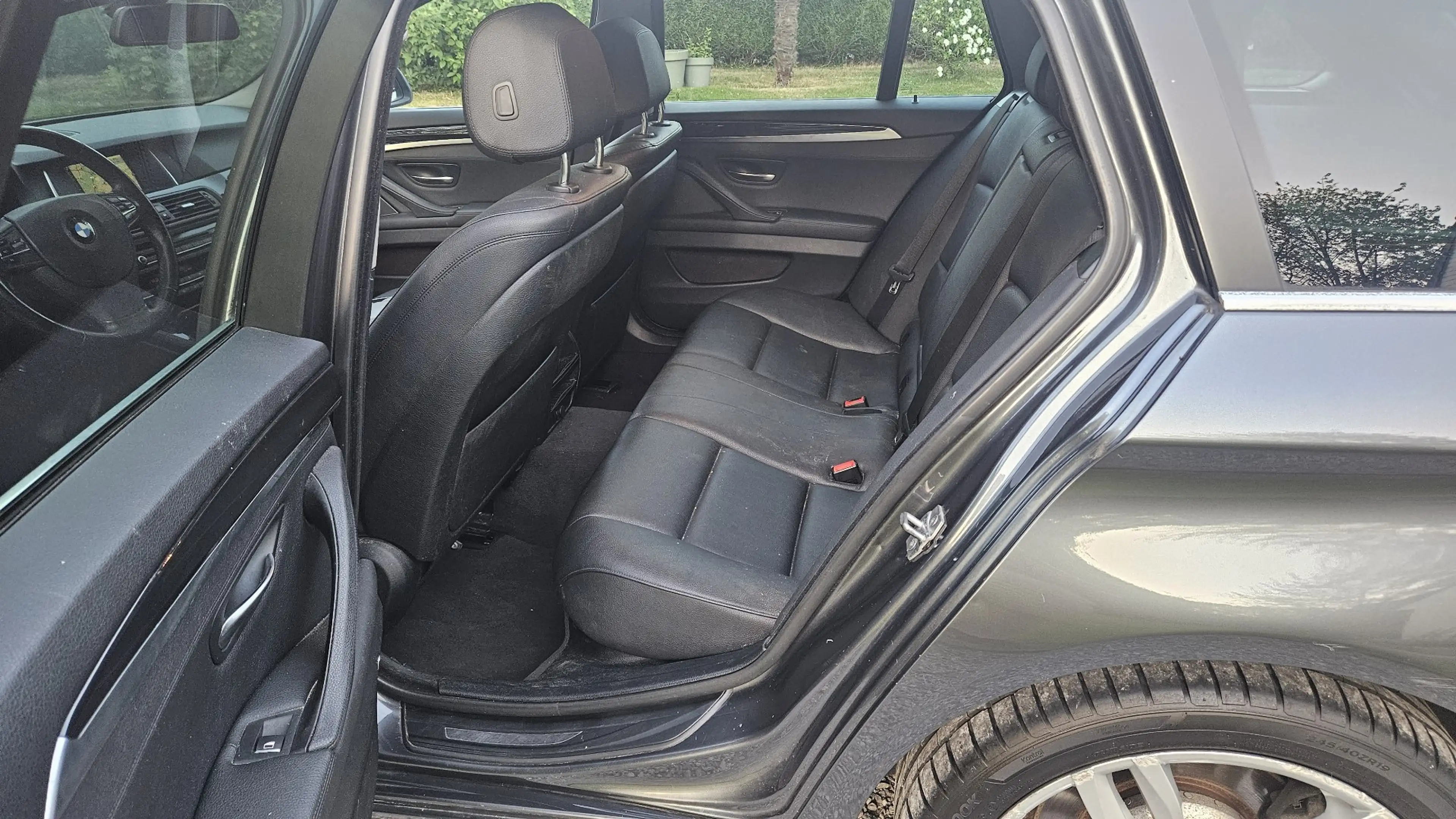 BMW 518 Touring 518 dA — photo 11