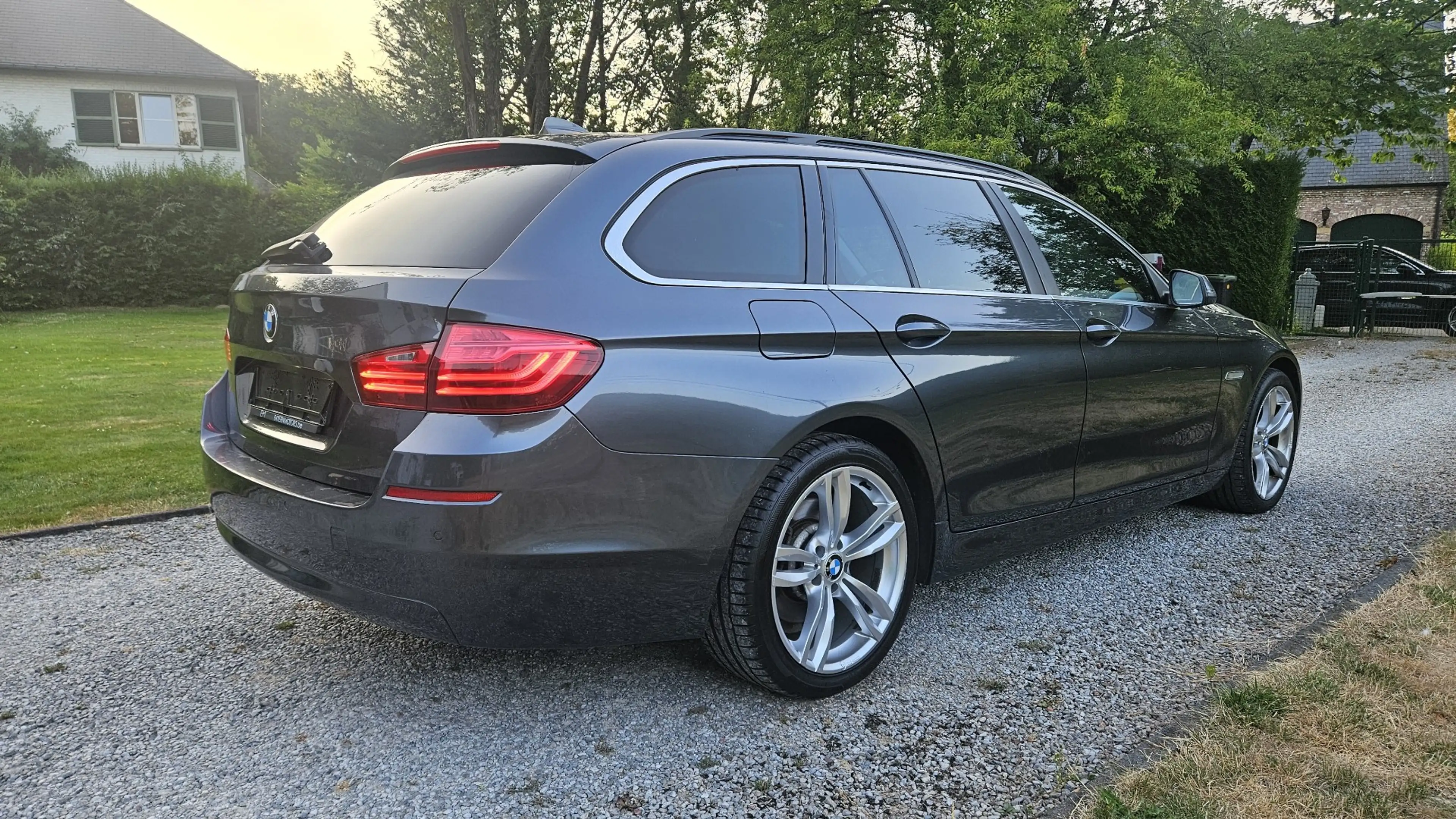 BMW 518 Touring 518 dA — photo 3