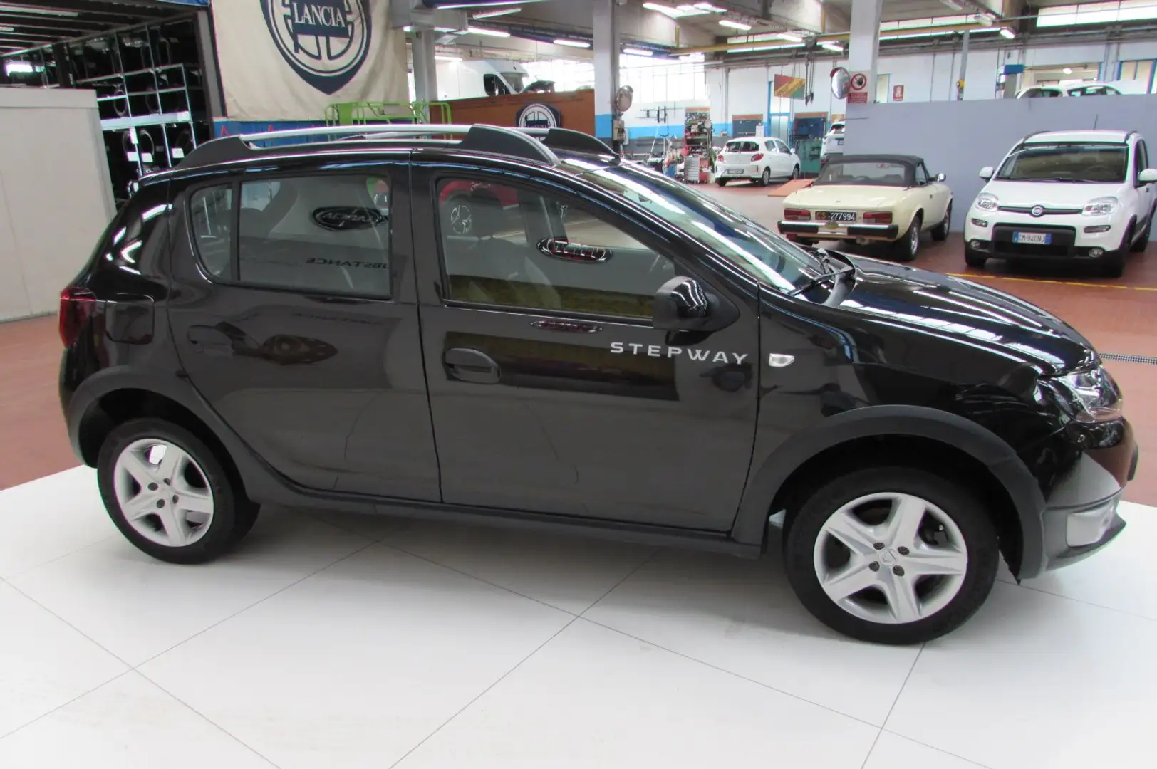 Dacia Sandero Stepway 0.9 TCe 12V 90 CV Km. 50.570 Noir - 2