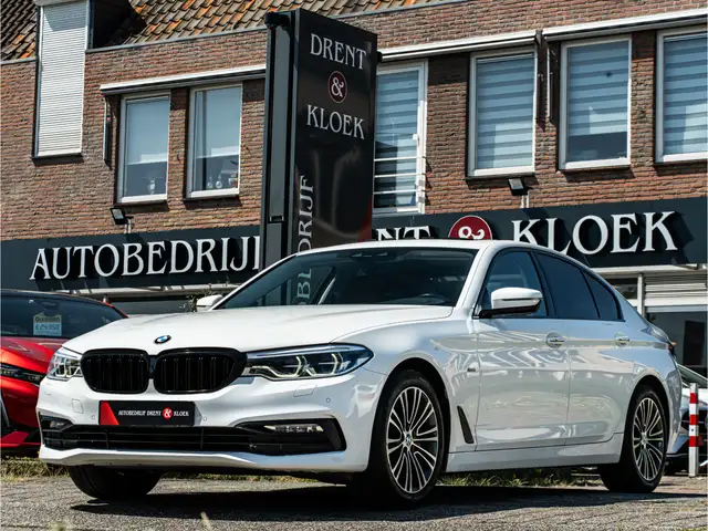 BMW 530 5-serie 530i High Exe PANO CAMERA ELEK TREKHAAK SH