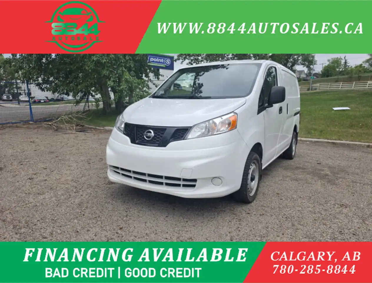 Nissan NV200 снимка Nissan NV200
