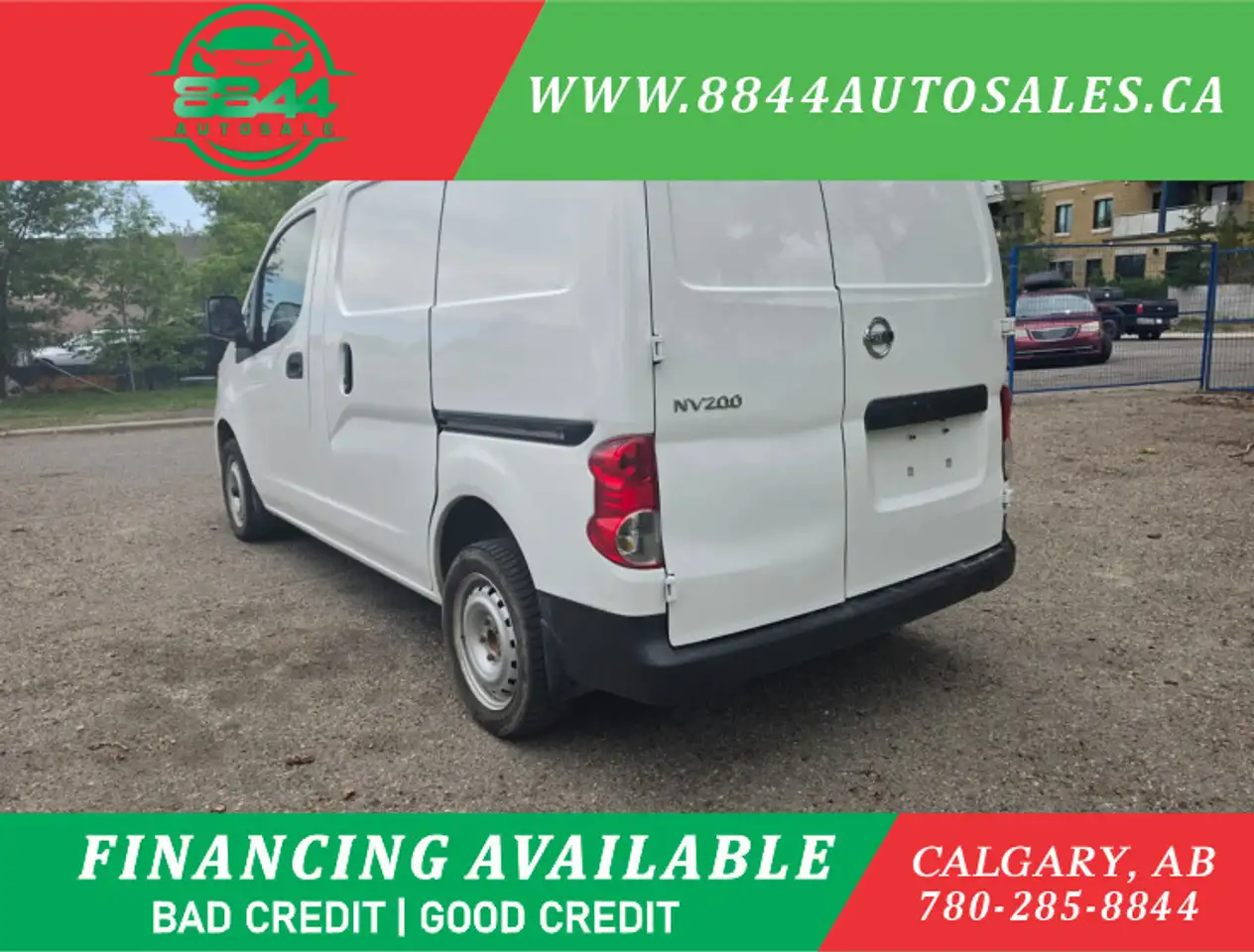 Nissan NV200 снимка Nissan NV200