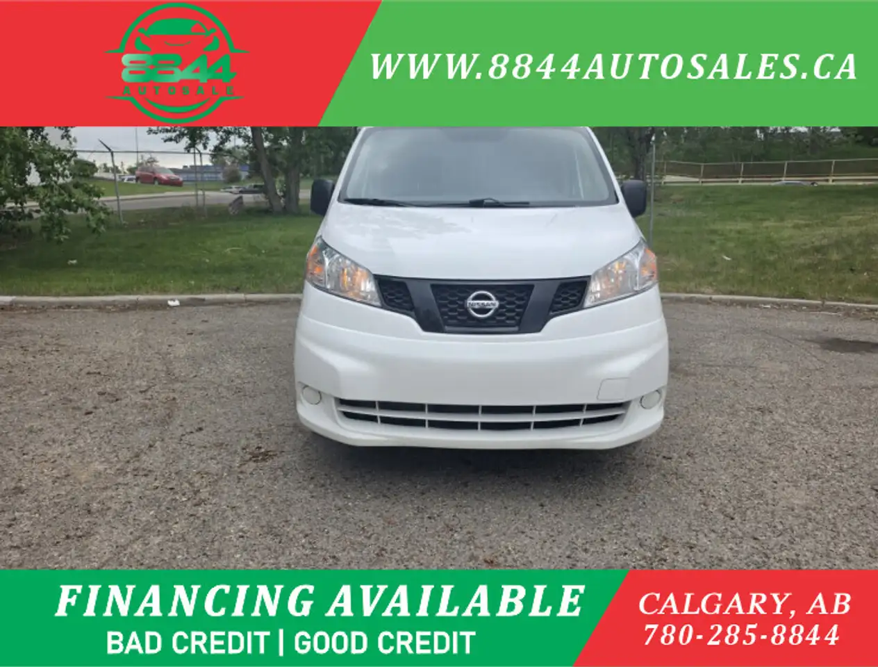 Nissan NV200 снимка Nissan NV200
