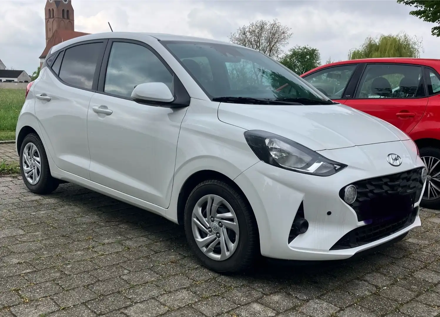 Hyundai i10 Weiß - 2