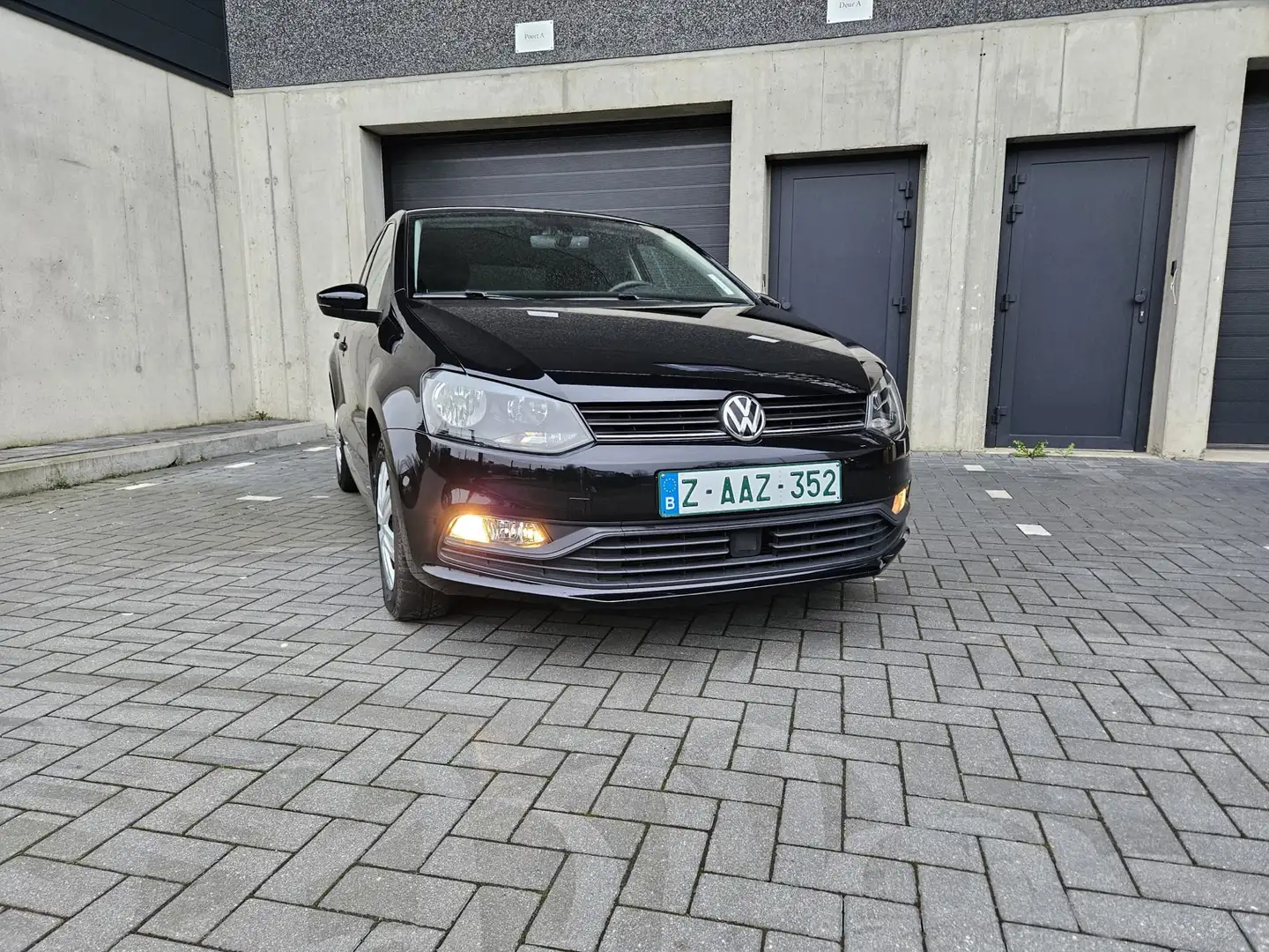 Volkswagen Polo 1.0 Comfortline Noir - 1