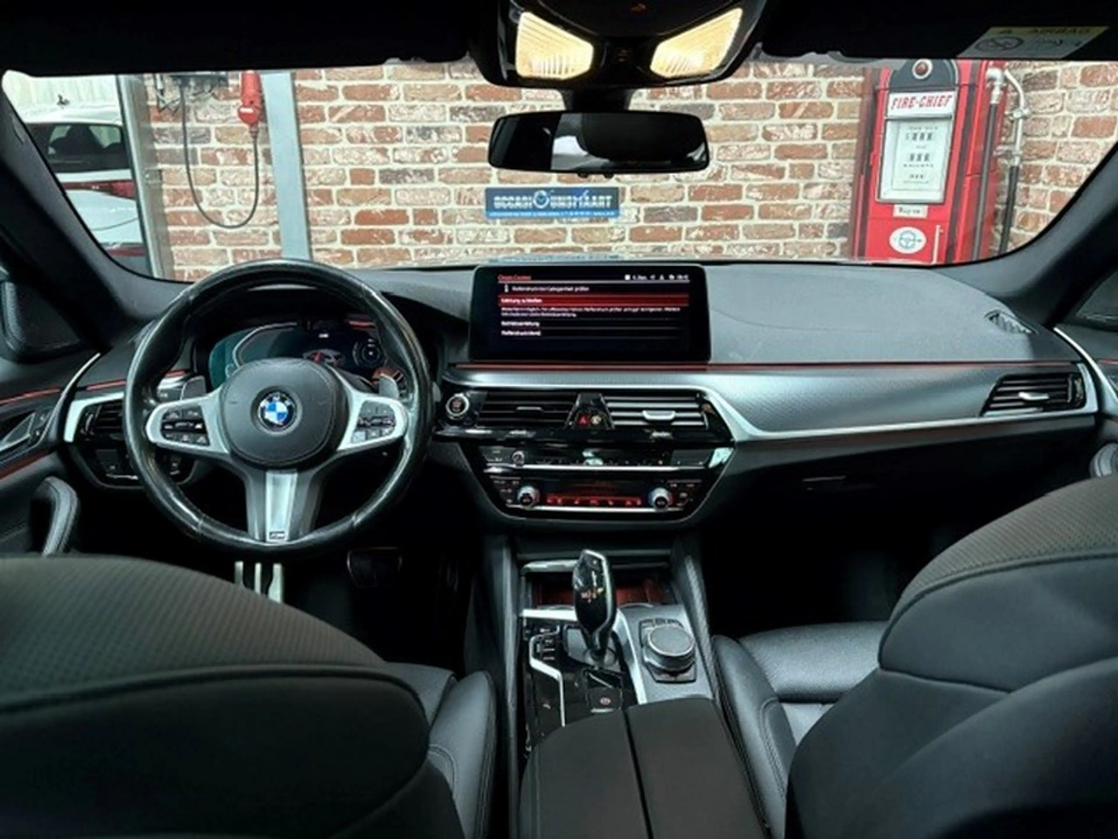 BMW 540 540dA Touring 3.0 340cv Auto xDrive M-SPORT — photo 4