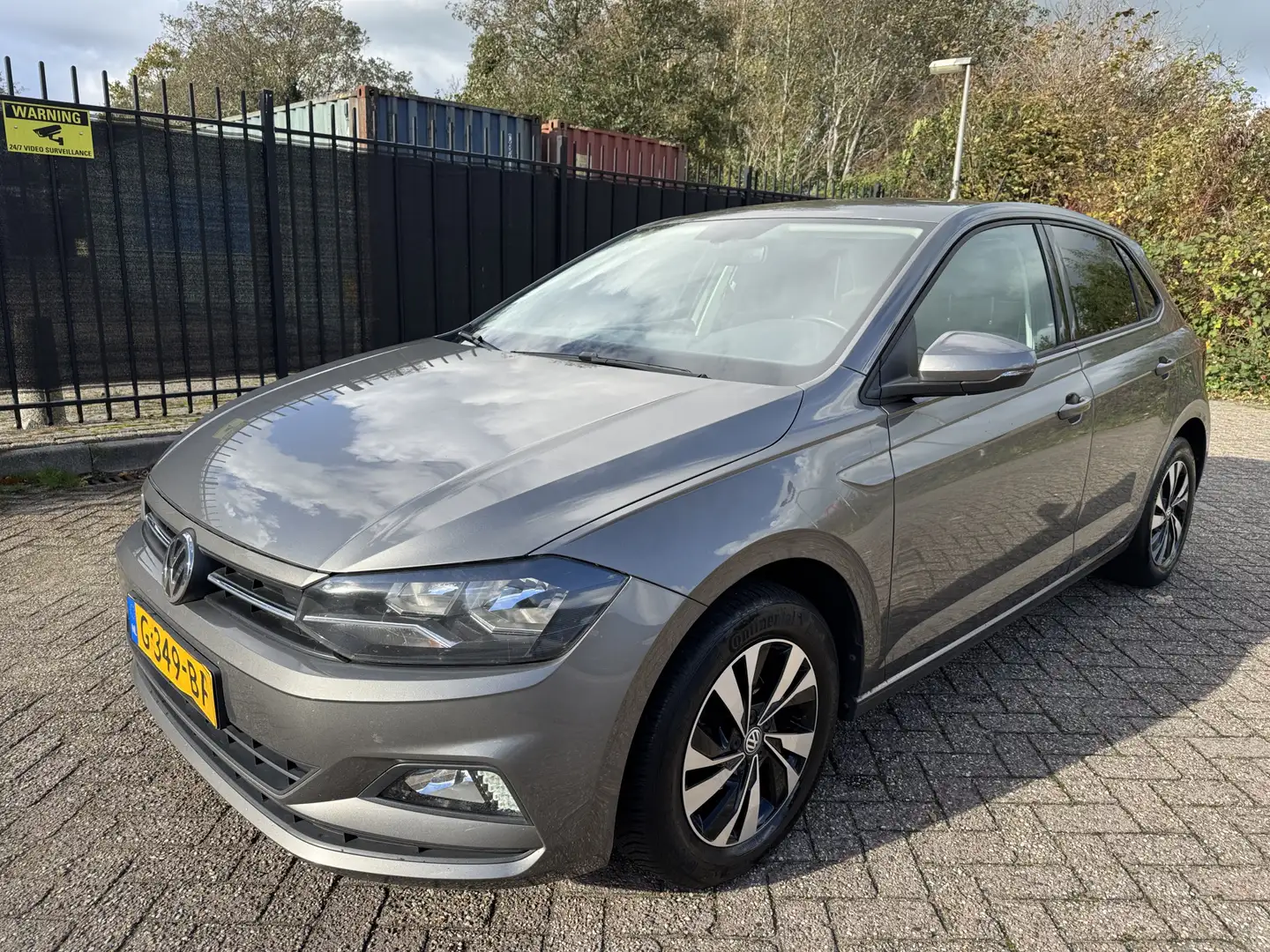 Volkswagen Polo 1.0 TSI DSG Autom/Tiptr Comfortline Carplay/ACC/Ai Gris - 1