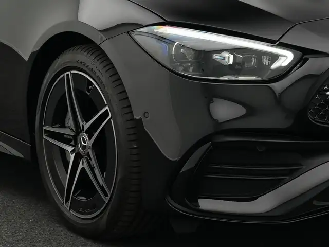 Mercedes-Benz C Class view 9
