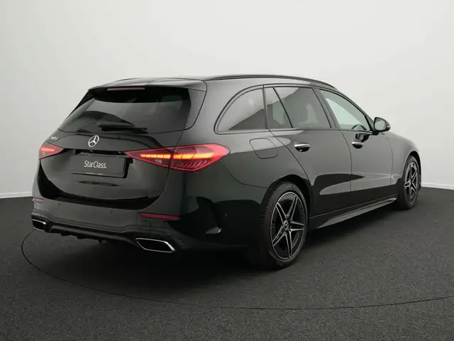 Mercedes-Benz C Class view 3