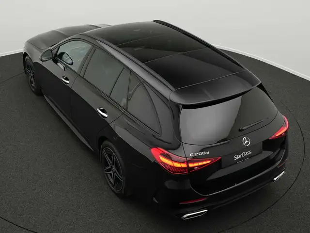 Mercedes-Benz C Class view 13