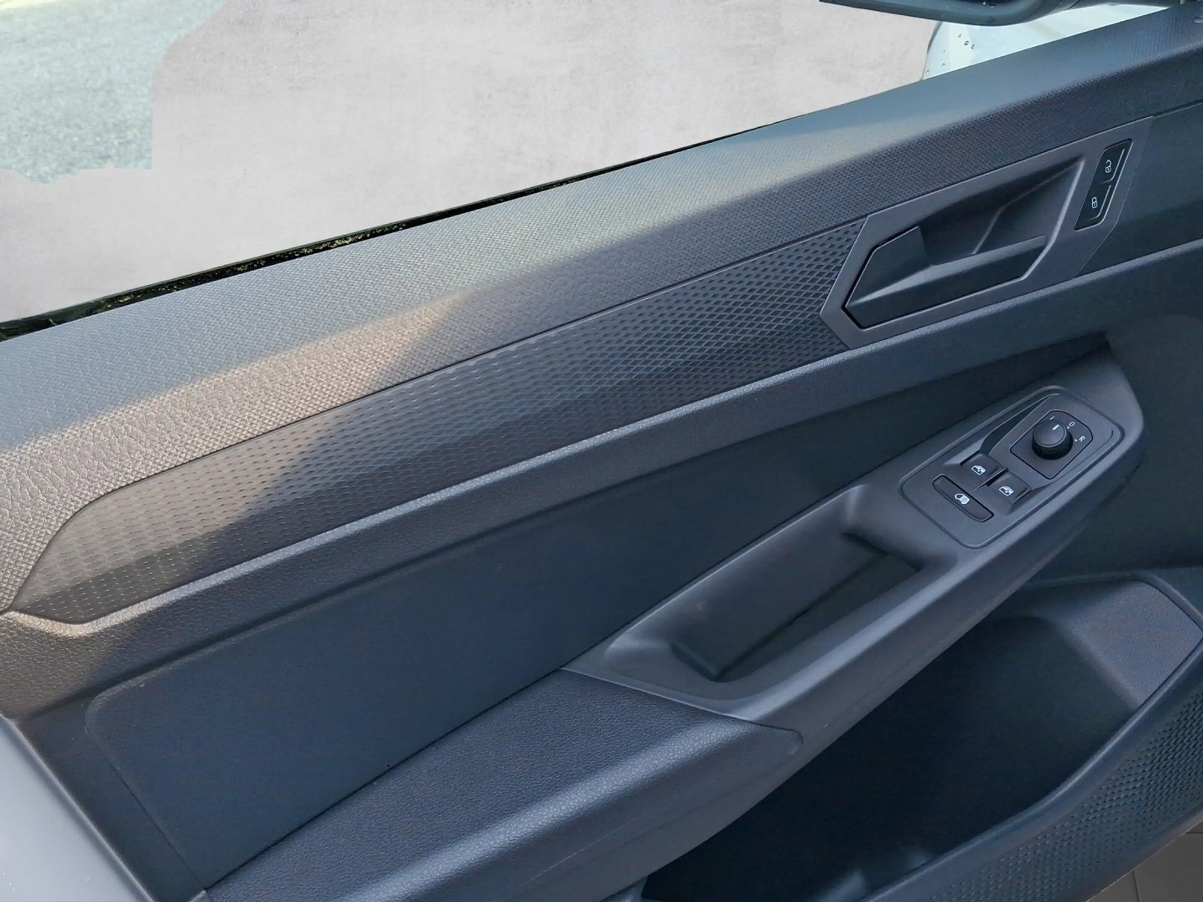Volkswagen Caddy Cargo Maxi TDI 4MOTION — photo 8