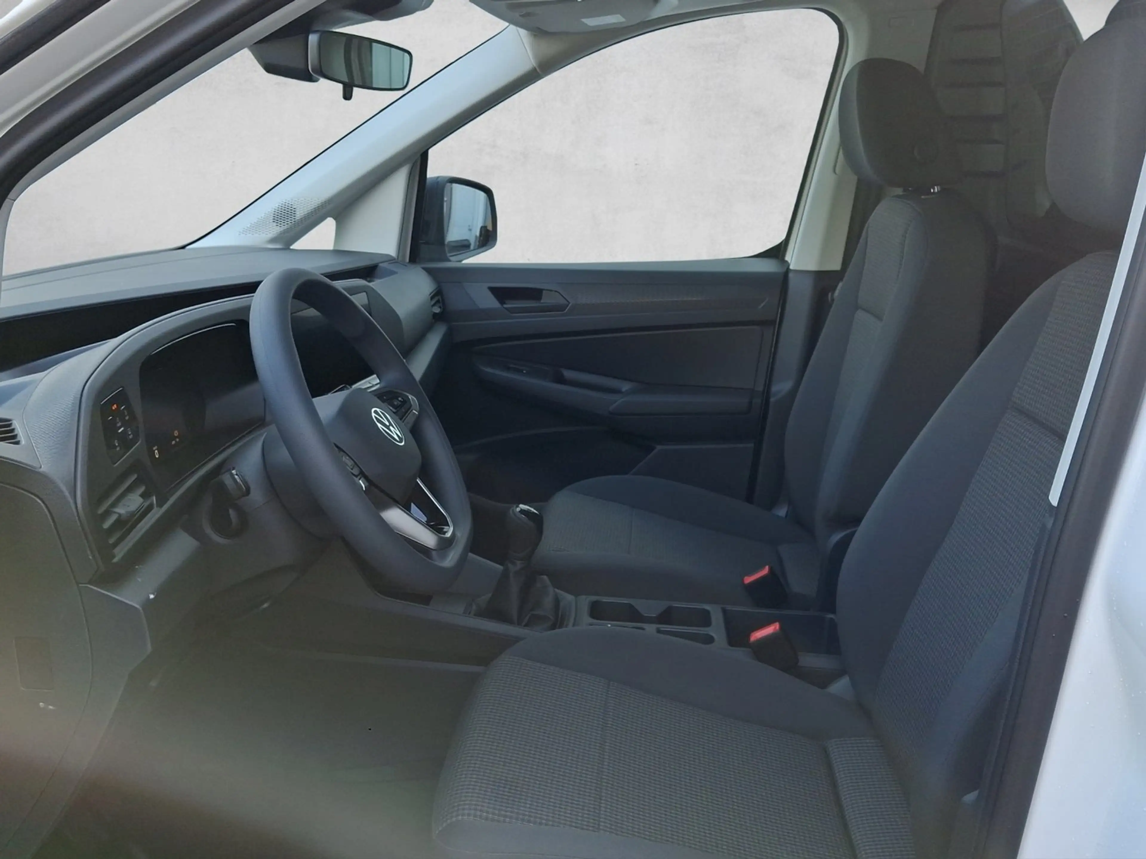 Volkswagen Caddy Cargo Maxi TDI 4MOTION — photo 7