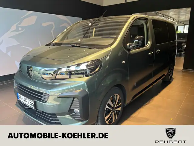 Peugeot Traveller