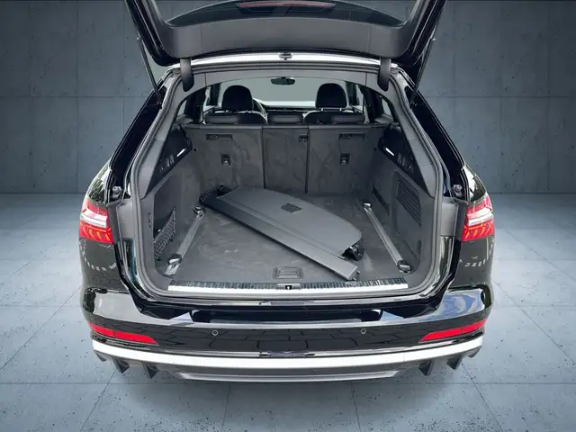 Audi S6 view 14